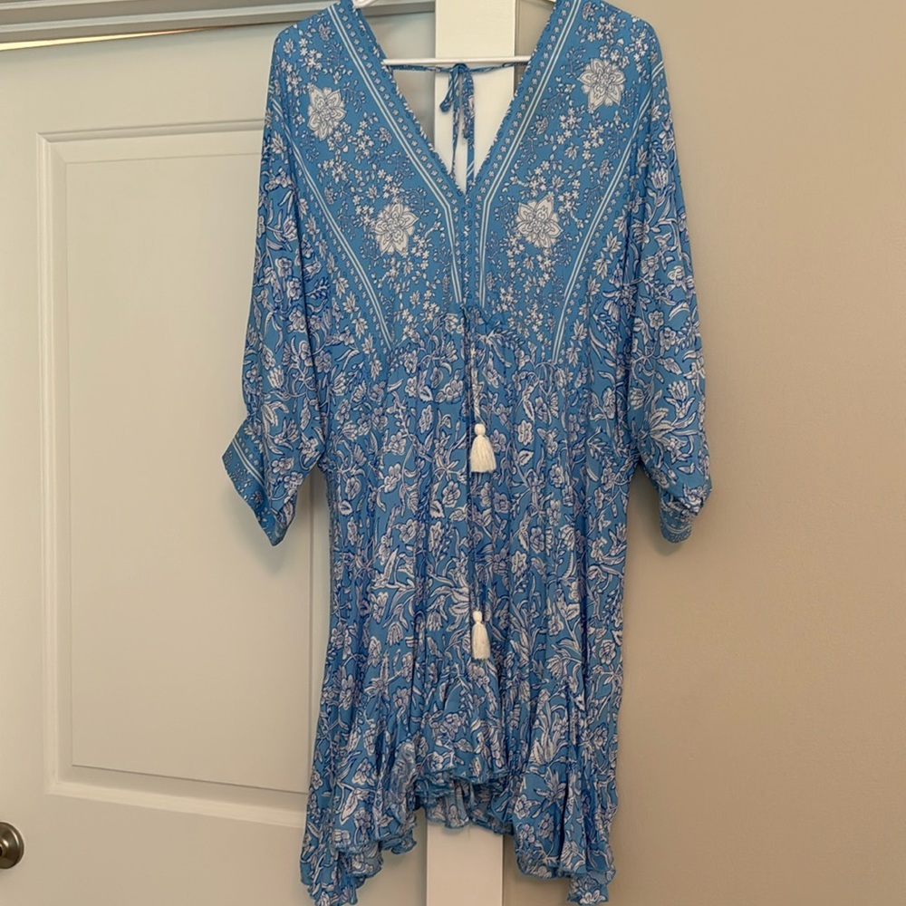Women’s dress